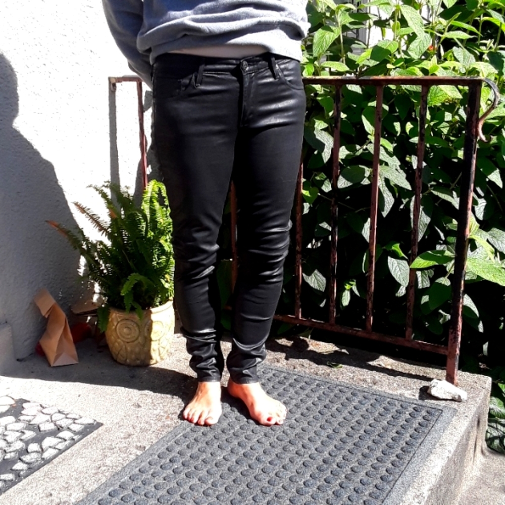 💥 AG Jeans 29R Black Women's Super Skinny Legging Made in USA 💥